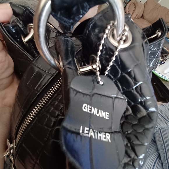 Isabella Adams Black Crocodile Ge urine Leather Shoulder Handbag - Picture 7 of 9